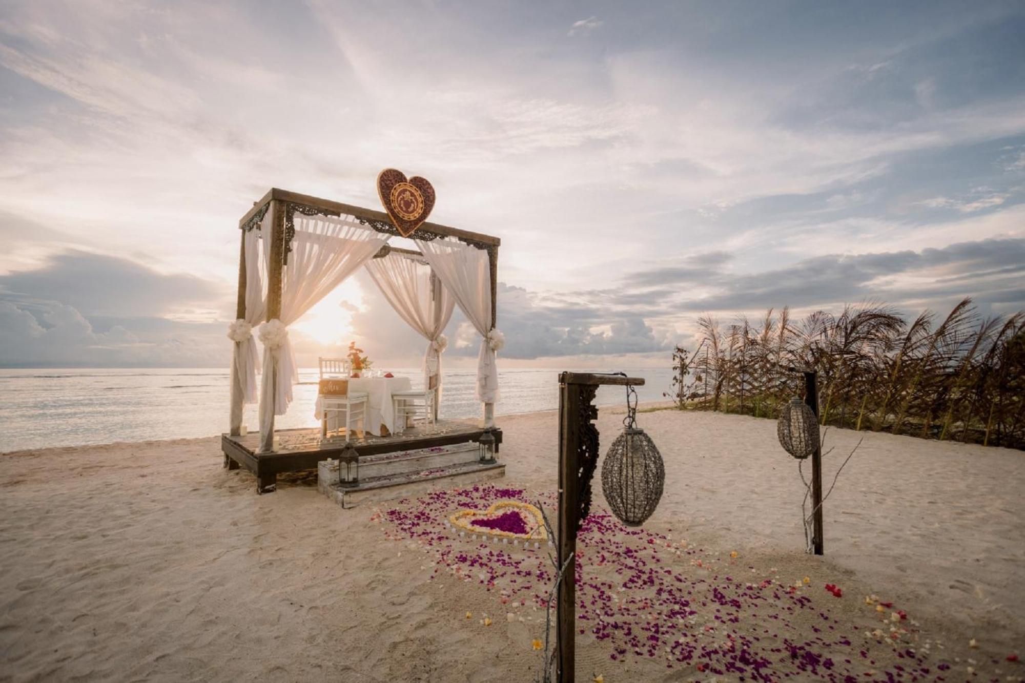 Hotel Ombak Sunset Gili Trawangan Exterior foto